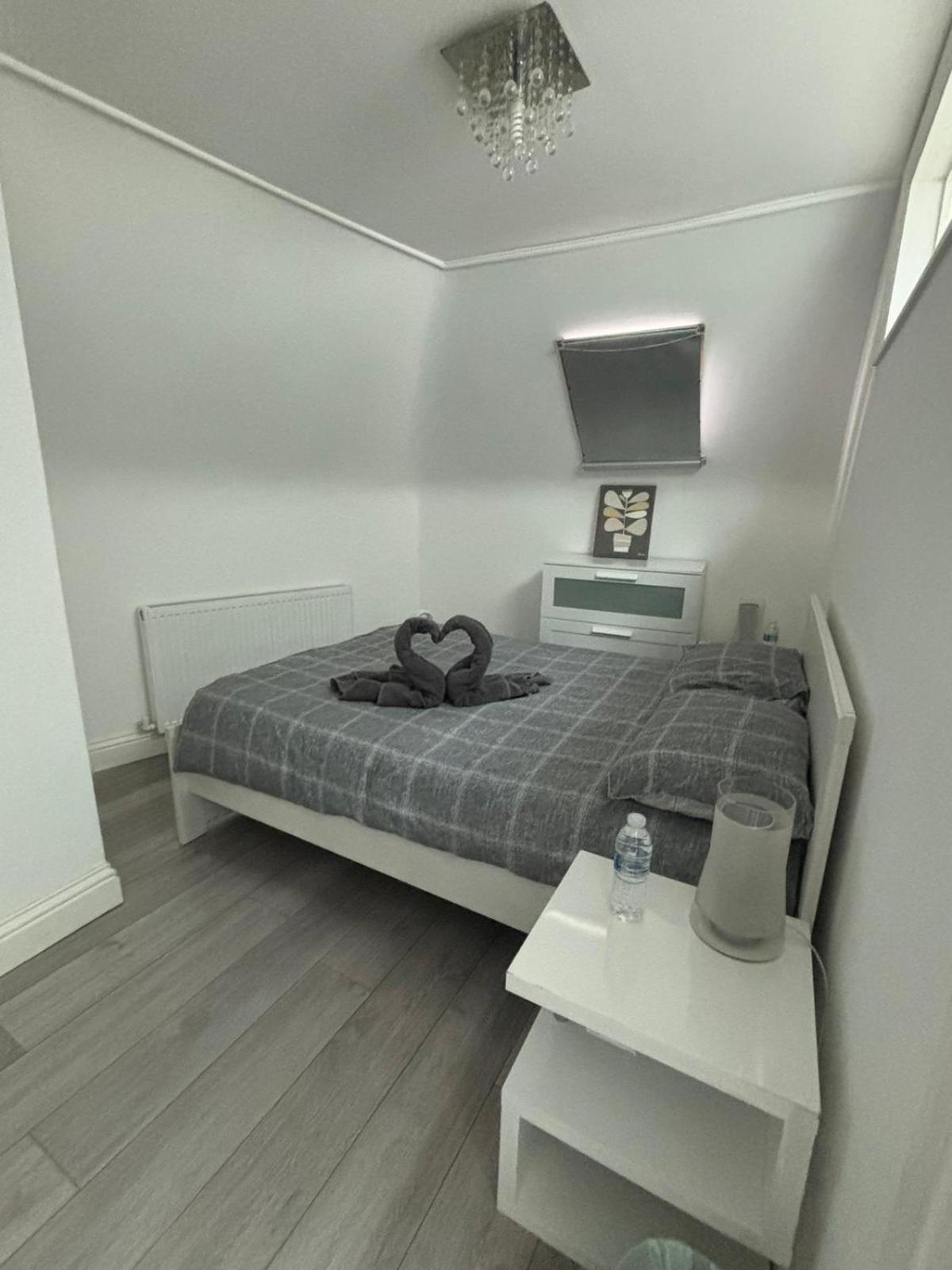 Eejs Modern London 3 Bed Flat Near Crystal Palace Stadium - Great Transport Links Norwood 外观 照片